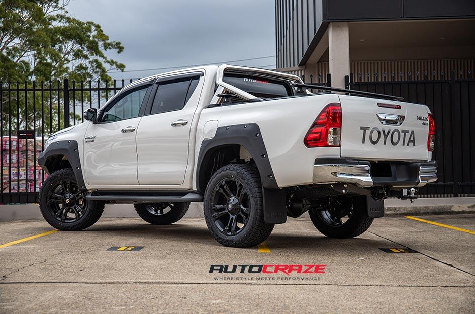 TOYOTA HILUX N80 4WD BROOKLYN MATTE BLACK